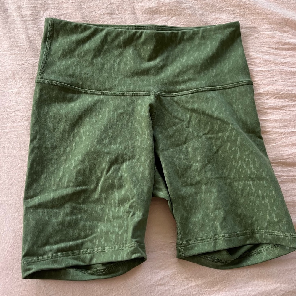 biker shorts